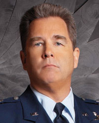 general Hank Landry potom.jpg