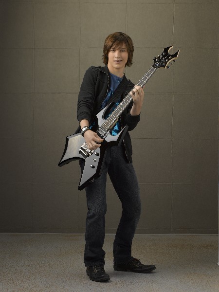 Logan Miller 04
